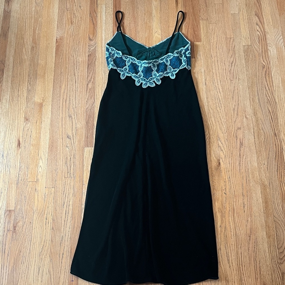 Zara Greenish Black Chemise with Blue Lace Christmas - Picture 4 of 4